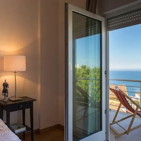 Casa Izidoro Sea View Duplex Апартаменты Эрисейра